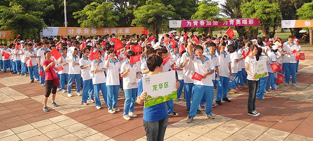 640px School uniforms in China 03