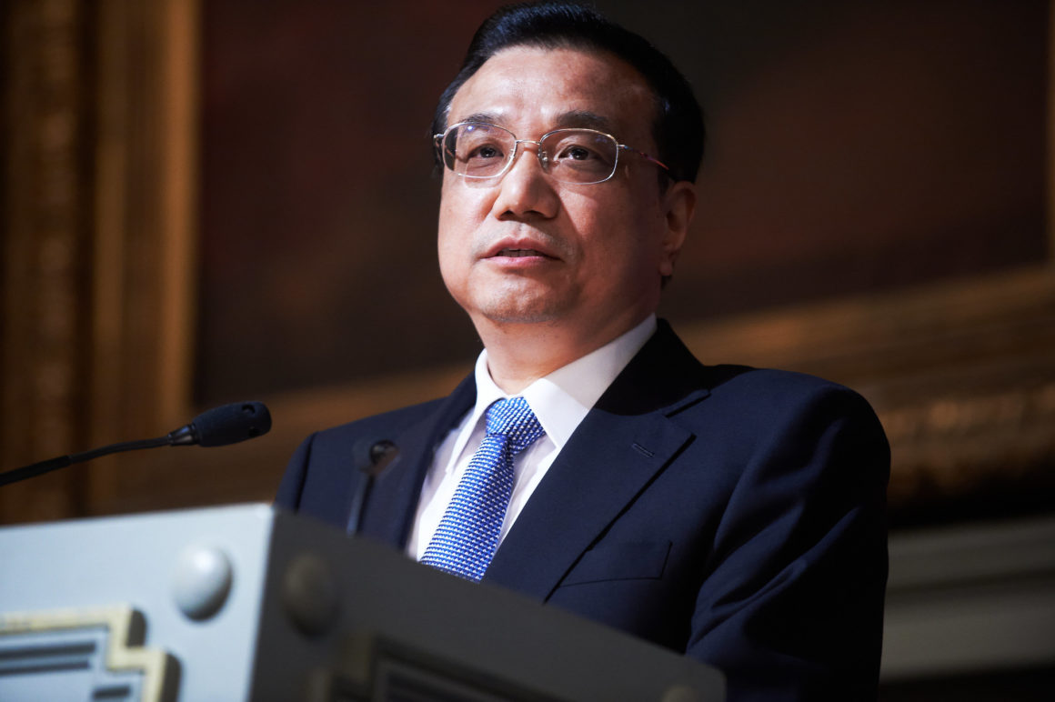 Chinese Premiere Li Keqiang speaking on the podium