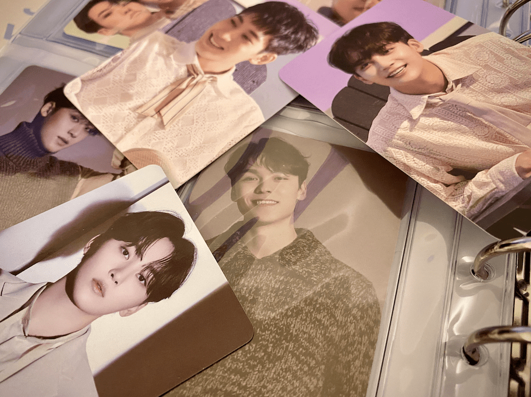 Kpop photocards