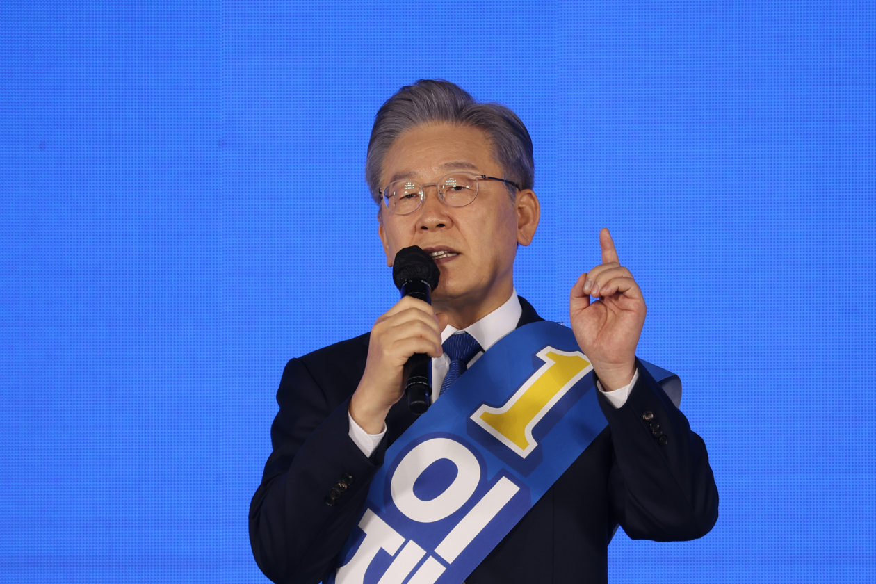 South Korea's Ruling Democratic Party Presidential Candidate Lee Jae-myung | Lee Jae-myung considers setting up a government unit for virtual assets