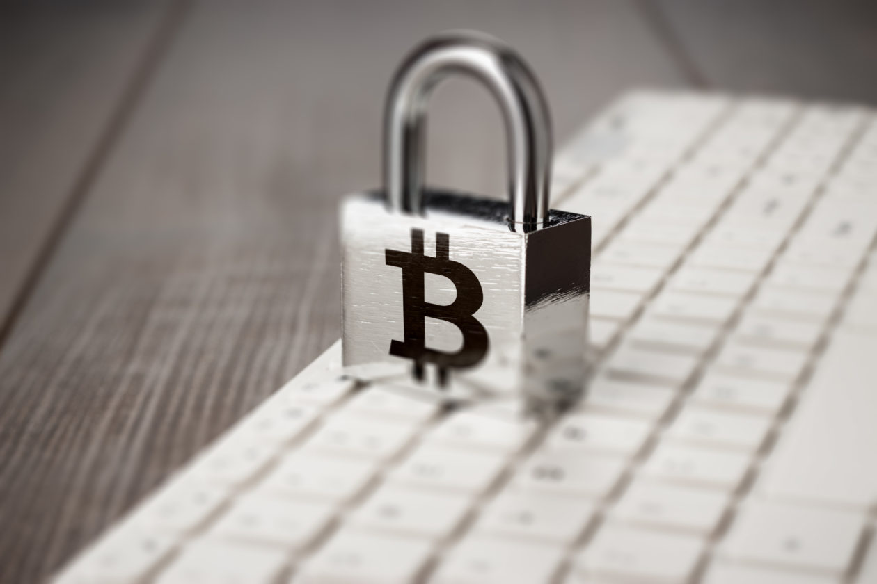 bitcoin and safety lock, How to protect crypto privacy in the age of regulation