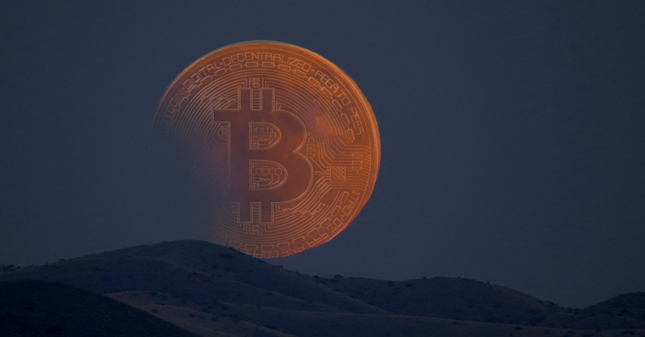 lunar-eclipse-bitcoin