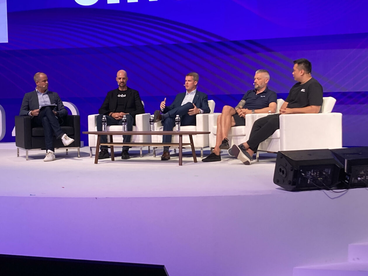 (L-R) James Ellery (Singapore CEO, head of APAC ex-Japan, global currencies and emerging markets, Goldman Sachs), Kayvon Pirestani (head of APAC institutional coverage, Coinbase), Tim McCourt (global head of equity and FX products, CME Group), Alexander Höptner (CEO, Bitmex), Daruis Sit (managing partner, QCP Capital)