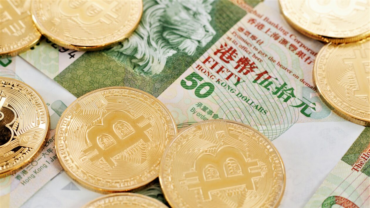 Bitcoin and Hong Kong banknote