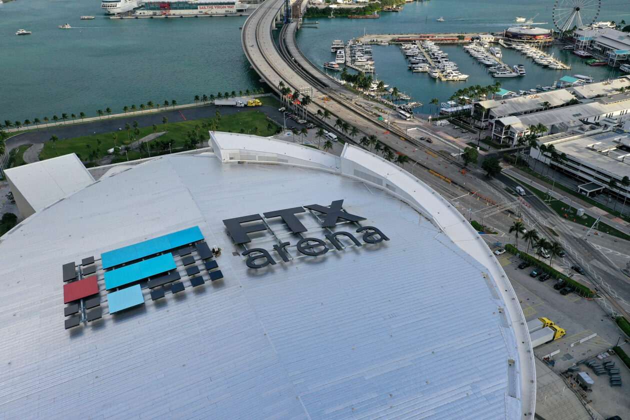 FTX.com arena. | FTX loses sponsorship of Miami Heat stadium