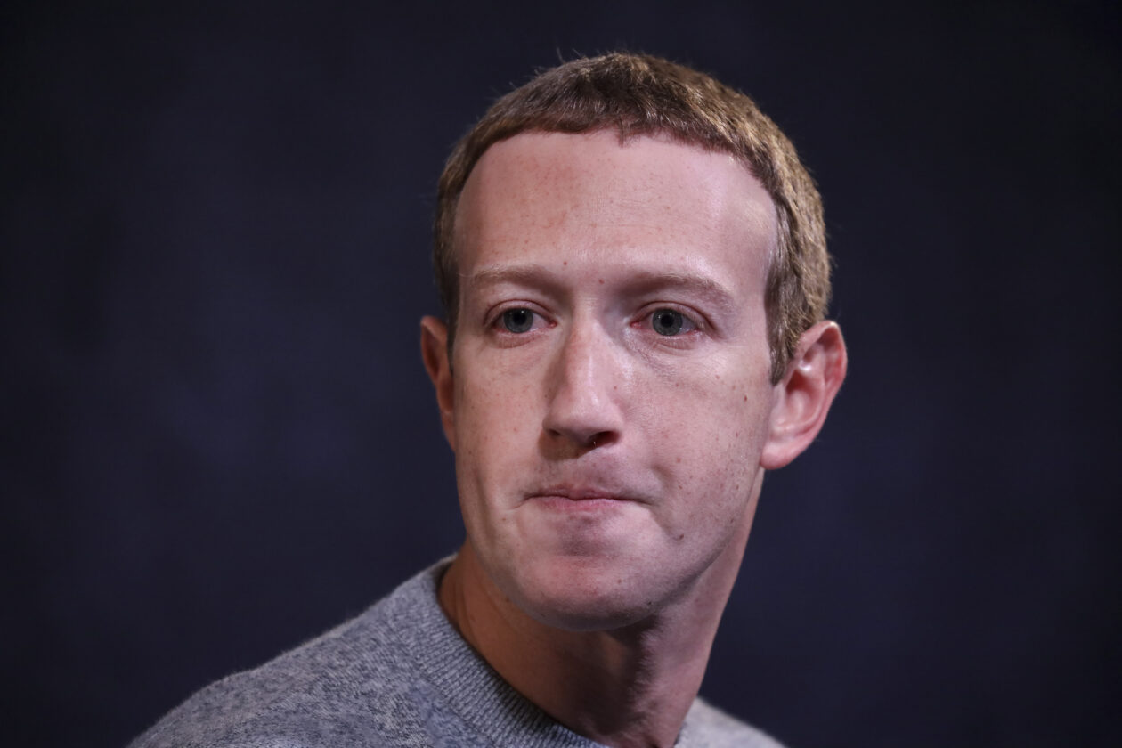 Facebook CEO Mark Zuckerberg And News Corp CEO Robert Thomson Debut Facebook News | Meta plans to wind down NFT initiatives on Facebook, Instagram to focus on other services | meta nft, opensea,