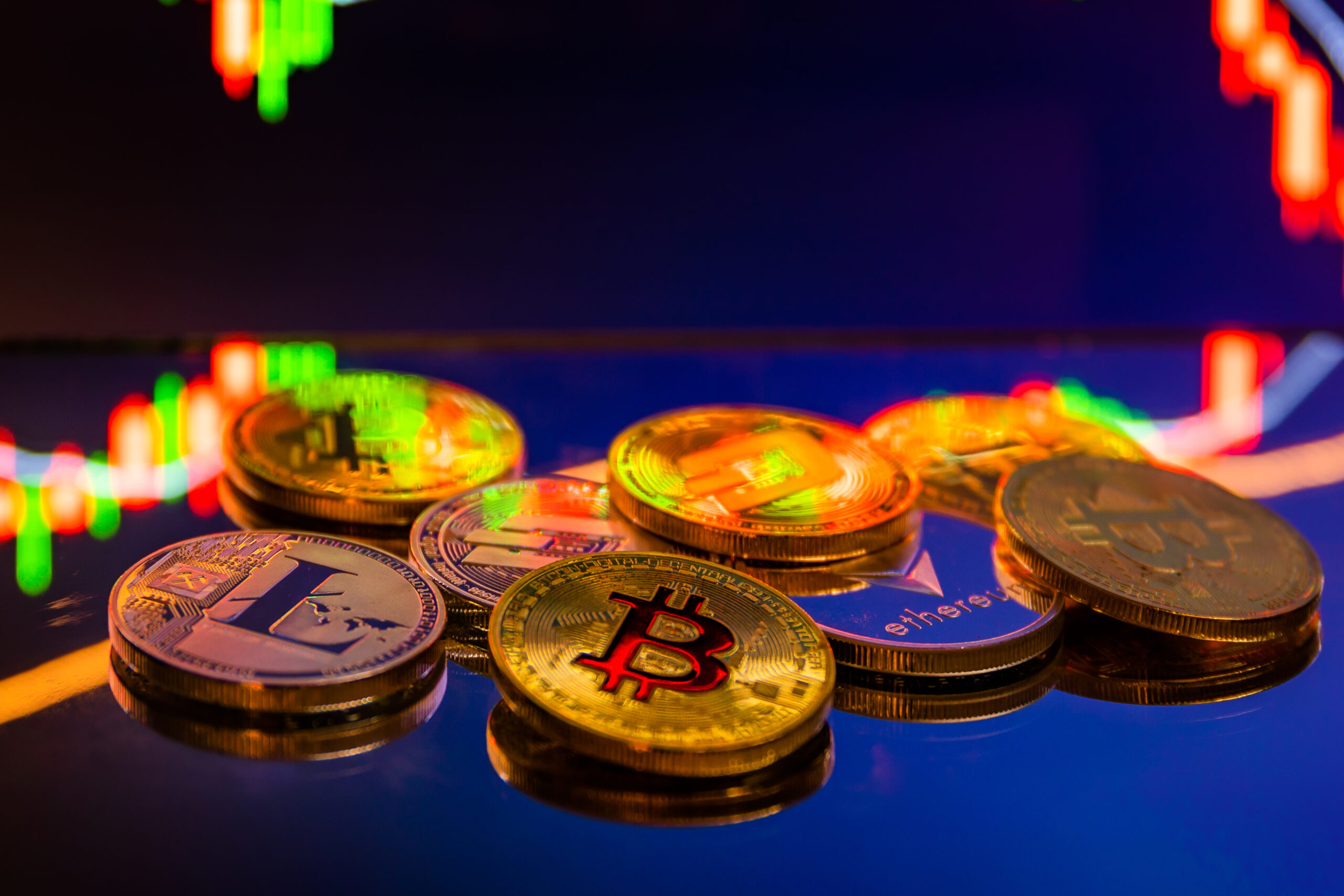 Bitcoin dips below US$27,000, Litecoin biggest loser