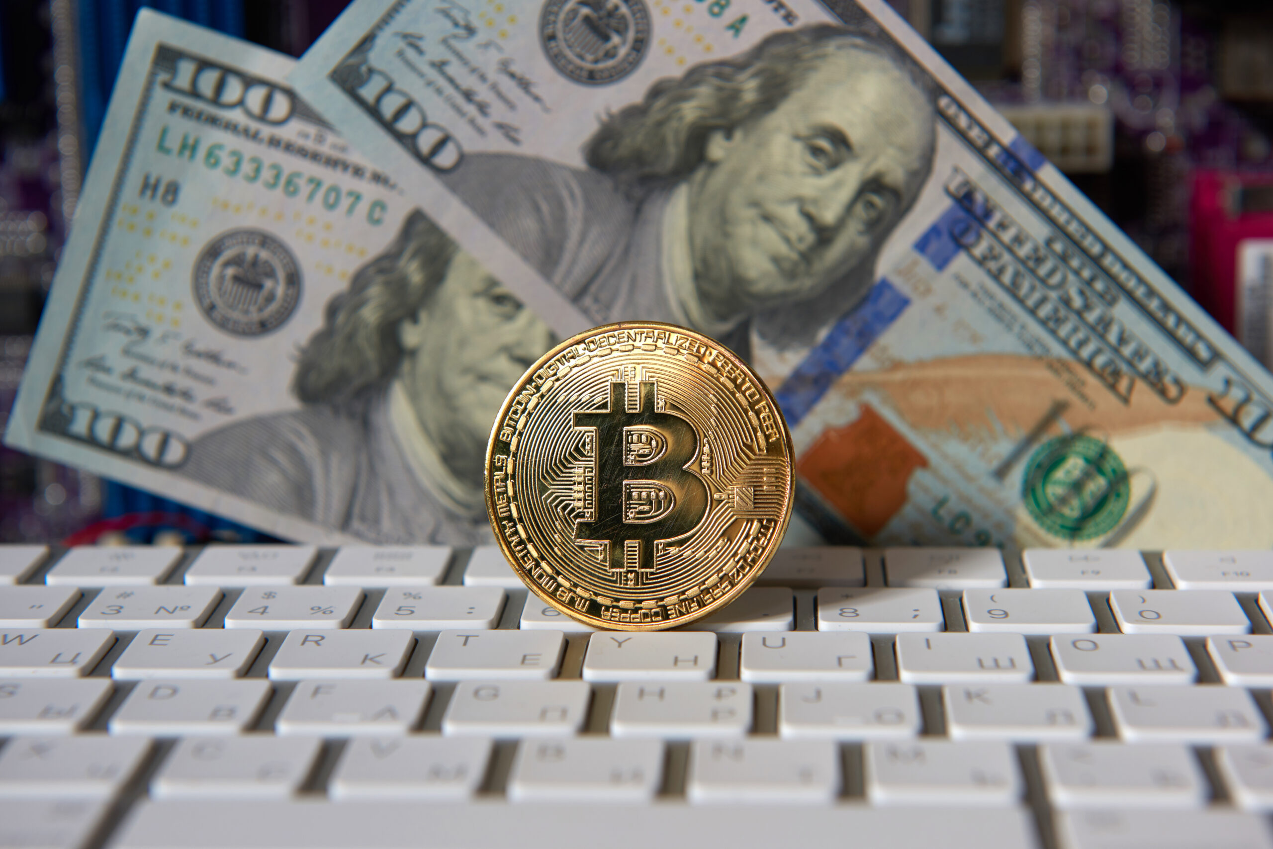 Citadel, Fidelity, Schwab-backed crypto exchange launches